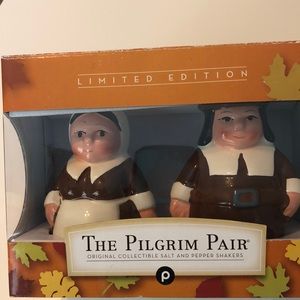 NIB Pilgrim Pair S&P shakers from Publix